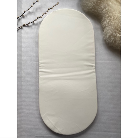 SNOO Mattress and Waterproof Cover